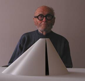 17.04.a.Philip_Johnson.2002.FILARDO.jpg