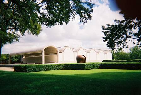 17.05.m.Kimbell_Art_Museum.jpg
