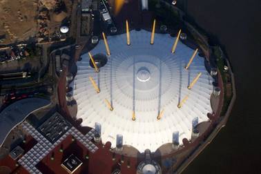 27.02.52.millenium_dome_20040921.jpg