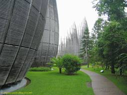 27.04.35.Le_Centre_culturel_Tjibaou.JPG