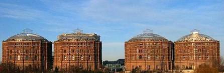 29.05.31.city-the-gasometers-of-vienna-conversion-gas-tanks.jpg