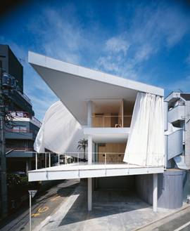 31.02.06.shigeru_ban_taschen_-2.jpg