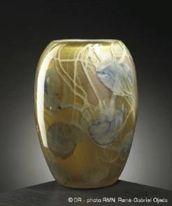 02.3.i.03. vase tiffany.jpg