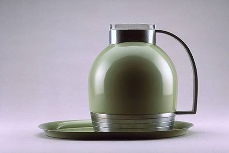 5.4.e.04.-Henry-Dreyfus-Thermos1.jpg