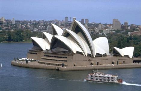 6.6.10.theatr_sydney.opera.lg.jpg