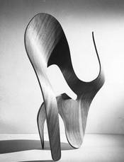 6.6.a.04.molded_plywood_sculpture_1.jpg