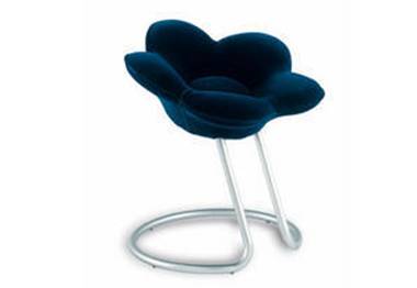 6.9.a.40.tabouret-soshun-edra-masanori-umeda-stylepark-copie-1.jpg