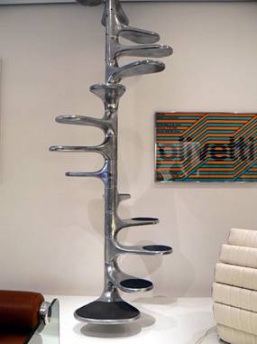 6.10.b.04.escalier-roger-tallon.jpg