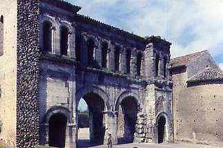 46.porte autun.jpg